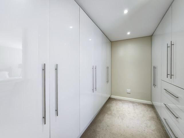2 Bedroom Property for Sale in Sea Point Western Cape